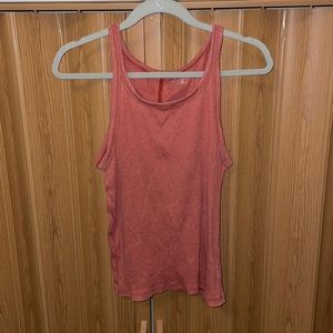 Aerie halter tank